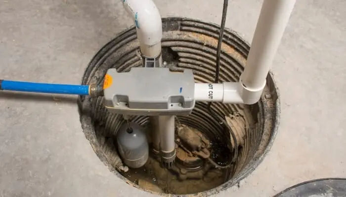 Sump Pump With Blue Pipe